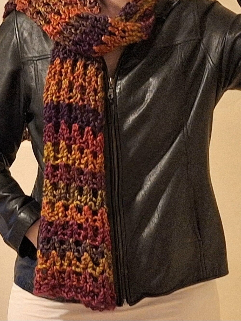 Handmafe Scarf - Picture 5 of 10